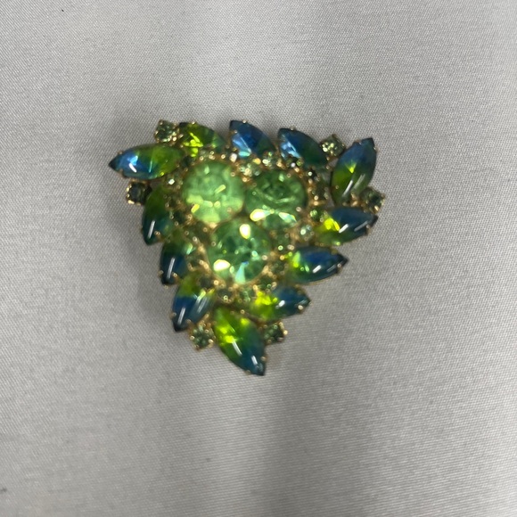 WEISS BROOCH PIN - Picture 3 of 6